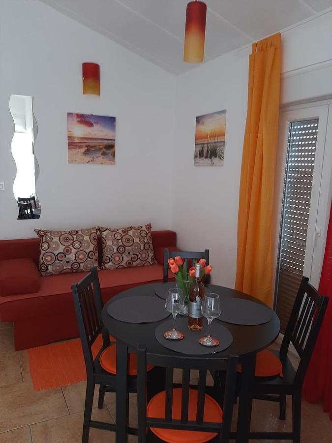 Apartment Enis Барбарига Экстерьер фото