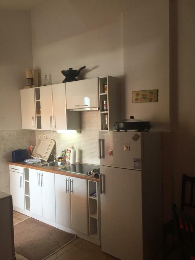Apartment Enis Барбарига Экстерьер фото